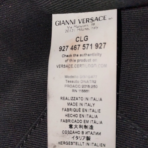 SOLD!!! Versace Quilted Icon Shoulder Bag - Picture 5 of 6